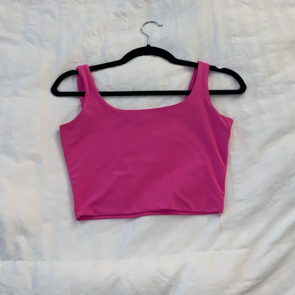 Women’s Pink Crop Top